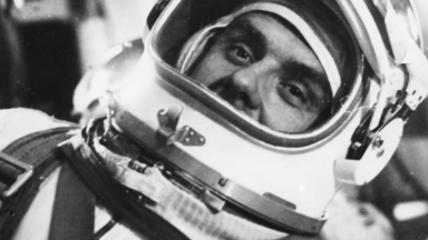 «Ο άνθρωπος που έπεσε από το διάστημα»: Τα ανατριχιαστικά τελευταία λόγια του κοσμοναύτη πριν χαθεί στο κενό