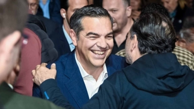 Τσίπρας: Νέο μανιφέστο, επίθεση στη ΝΔ και σχέδιο για πολιτική επανεκκίνηση