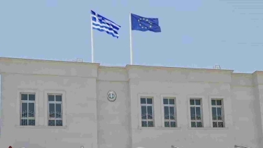 Σύσταση της ελληνικής πρεσβείας στα Ηνωμένα Αραβικά Εμιράτα προς τους Έλληνες πολίτες: «Μείνετε στα σπίτια σας»