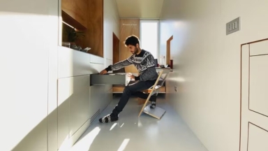 Αρχιτέκτονας ζει σε σπίτι 9 τ.μ. που μετακινείται και αψηφά τους κανόνες της παραδοσιακής κατοικίας!