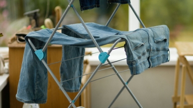 Το λάθος που κάνουμε όλοι με το πλύσιμο των τζιν