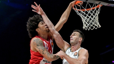 Πήγε στο Ντουμπάι, βρέθηκε στο Άμπου Ντάμπι