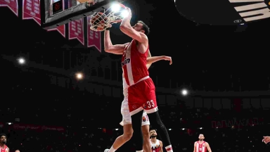 Ο Νίκολα Μιλουτίνοφ