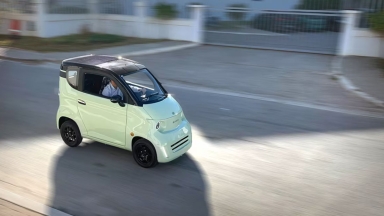 Το αφρικανικό... αυτοκινητάκι με το οποίο μπορείς να κάνεις 50 χλμ. δωρεάν κάθε μέρα