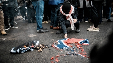 Έκρηξη σε διαδήλωση έξω από την κατοικία του δημάρχου της Νέας Υόρκης