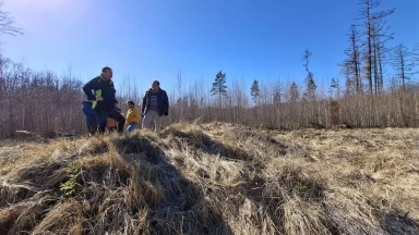 Αρχαιολόγοι στην Τσεχία ερεύνησαν τύμβο σε αγρόκτημα και ανακάλυψαν ερείπια 5.000 χρόνων