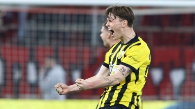 Τελείωσε η μάχη πριν αρχίσει; 