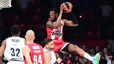 Στέμμα τον Απρίλιο δεν φόρεσε κανείς