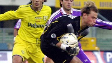 Σοκ στην Αυστρία: Νεκρός ο πρώην τερματοφύλακας των Άρσεναλ και Γιουβέντους, Αλεξάντερ Μάνινγκερ μετά από δυστύχημα με τρένο!