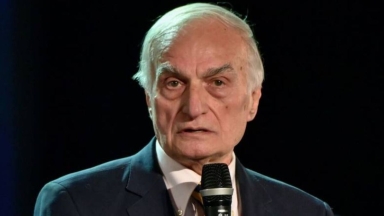 Ευχάριστα νέα: Ο Μανώλης Μαυρομάτης επιστρέφει σπίτι του μετά από 2 χρόνια