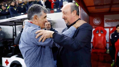 Μπενίτεθ ή Μεντιλίμπαρ «παίζουν» το μέλλον τους