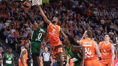 Τοιχοκολλήστε τη δήλωση του Μοντέρο στα αποδυτήρια