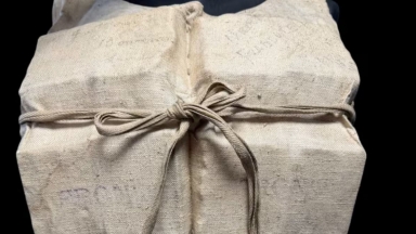 Τιτανικός: Σωσίβιο επιζώντα βγαίνει σε δημοπρασία - Η αξία του μπορεί να ξεπεράσει τις 500.000 ευρώ