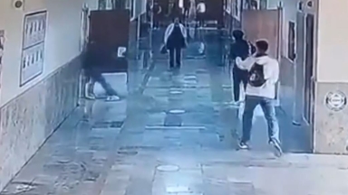 Βίντεο ντοκουμέντο από το μακελειό σε σχολείο της Τουρκίας: Η στιγμή που ο ένοπλος εισβάλλει και ανοίγει πυρ