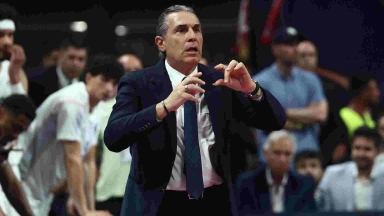 Σκαριόλο: «Χάσαμε ένα τρίποντο, δόθηκε ένα φάουλ στον Καμπάτσο, μικρές λεπτομέρειες έκριναν τον τελικό»