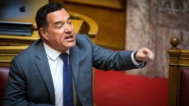 Ο Άδωνις ανέβασε την «αυθεντική» φωτογραφία: «Μην πιστεύετε απολύτως τίποτα»