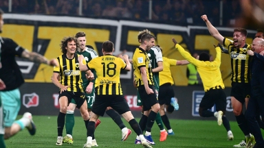 Πότε παίζει η ΑΕΚ στα Play Offs του Champions League