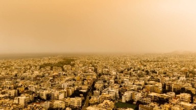 Καιρός σήμερα: Αφρικανική σκόνη, βροχές και καταιγίδες σε μεγάλο μέρος της χώρας