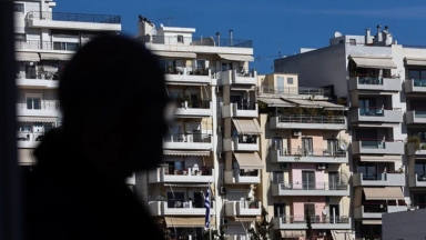Σαρηγιάννης: «Η οσμή αερίου προέρχεται από τον Σαρωνικό» (vid)
