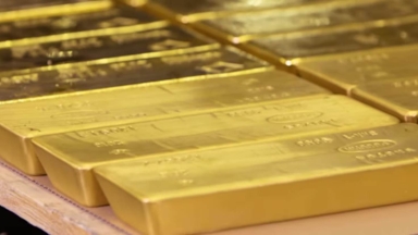 Αγόρασε χρηματοκιβώτιο για 15€ και βρήκε χρυσό 32.000€: Η κίνηση που έκανε τη διαφορά