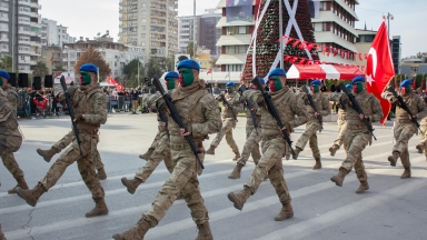 Ειρωνικό τουρκικό δημοσίευμα για το Αιγαίο: «Σε πόσα νησιά της Ελλάδας θα την "πέσουμε";»