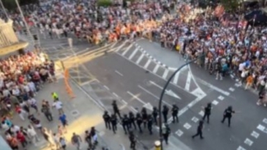 Ένταση στο Μεστάγια: Επεισόδια μεταξύ αστυνομικών και οπαδών της Βαλένθια!