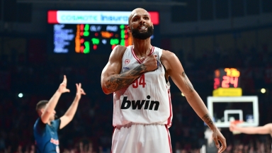 Ραψωδία ο μαγικός Φουρνιέ και match-point τίτλου για τον Ολυμπιακό στο Telekom Center!