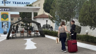 Ιστορική στιγμή στη Λαμία: Παρουσιάστηκαν οι πρώτες 72 εθελόντριες στον Στρατό (vid)