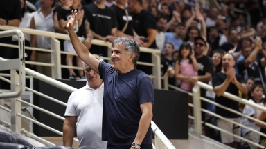 «Στο πόδι» το γήπεδο για τον Μυστακίδη - Υποκλίθηκε στους φίλους του ΠΑΟΚ