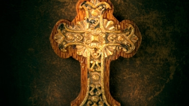 Δύτης βρήκε χρυσό σταυρό αξίας 3 εκατ. δολαρίων σε ναυάγιο: Χρόνια αργότερα κλάπηκε και αντικαταστάθηκε με πλαστικό