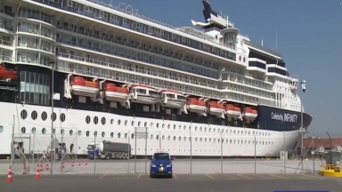 Θεσσαλονίκη: Με 2.557 επιβάτες το Celebrity Infinity – Εκδρομές σε Βεργίνα, Πέλλα και Μετέωρα