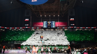 Τα λευκά και πράσινα χαρτιά στο Telekom Center για το κορεό του Ζέλικο Ομπράντοβιτς