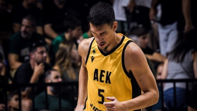 Λαρεντζάκης: «Καταλαβαίνω απόλυτα τον κόσμο της ΑΕΚ, ελπίζω να με συγχωρέσουν»