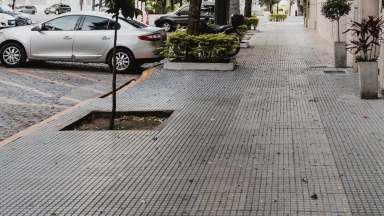 Το Μαρόκο σκάβει την άσφαλτο για να καταπολεμήσει τον μεγάλο εχθρό της νότιας Ευρώπης