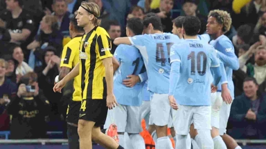 Τυχερό γκολ από Σίτι για το 1-0 επί της ΑΕΚ