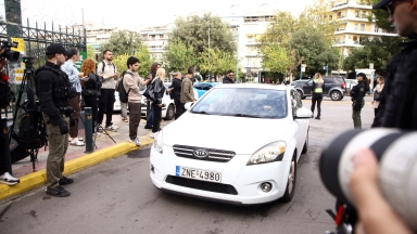 Στην Ευελπίδων οι έξι συλληφθέντες! Το βίντεο του Gazzetta