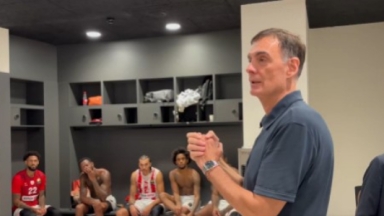 Μπαρτζώκας: «Έχετε @@@@@, δεν με νοιάζει το αποτέλεσμα, αυτή η εικόνα του δευτέρου ημιχρόνου είναι ο Ολυμπιακός»