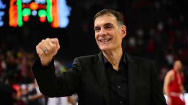 Μπαρτζώκας: «Χωρίς άμυνα δεν πας μακριά σε αυτή τη λίγκα, αυτό θέλω να περάσω στους παίκτες μου»