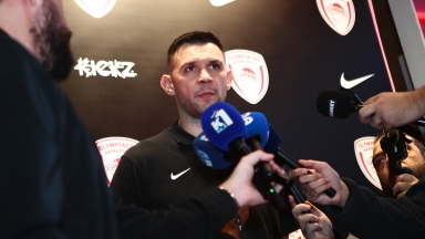 Παπανικολάου: «Ο Ολυμπιακός είναι ένας ζωντανός οργανισμός που κάνει βήματα μπροστά, η ερυθρόλευκη φανέλα με τραβάει και με κερδίζει»