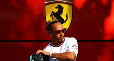Βολφ: «Ο Χάμιλτον μου είχε πει πως δεν θα πάει στη Ferrari»