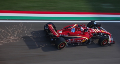 Τι πήγε στραβά για τη Ferrari στην Ίμολα (vid)