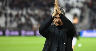Λουτσέσκου τέλος και τυπικά υπέγραψε τη λύση συνεργασίας με τον ΠΑΟΚ