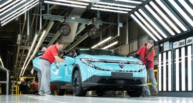 Ξεκίνησε η παραγωγή της νέας γενιάς Nissan LEAF στο Sunderland (vid)