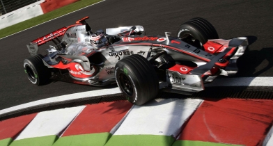 Σαν Σήμερα: Η McLaren βρήκε τον αντικαταστάτη του Αλόνσο (vid)