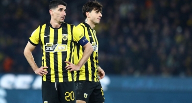 Οι Πέτρος Μάνταλος και Λάζαρος Ρότα της ΑΕΚ