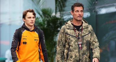 Σενάρια για επαφές του Όσκαρ Πιάστρι με άλλη ομάδα της F1