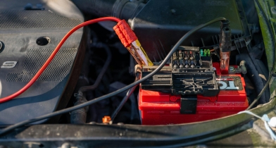 Μπαταρία αυτοκινήτου: 5 λόγοι που αδειάζει γρήγορα