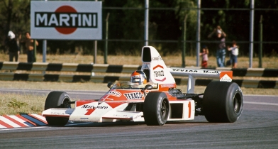 Σαν Σήμερα: Η μάχη δύο θρύλων της F1 που έμεινε στην ιστορία (vid)