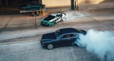 Η αρχόντισσα και ο αλήτης - Ο Παστράνα κάνει αδιανόητα πράγματα με μια... Bentley (vid)