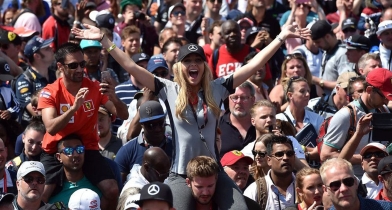 Γιατί όλο και περισσότερες γυναίκες παρακολουθούν F1